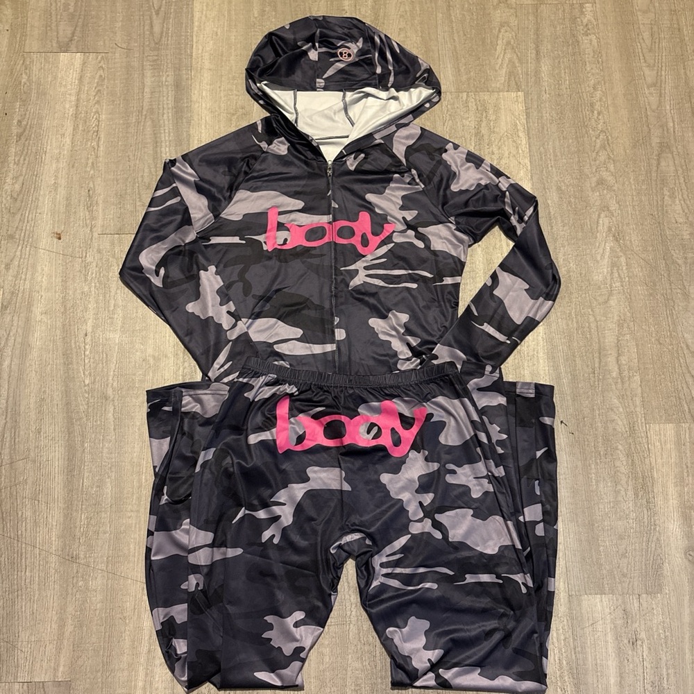 Trendy Camo Joggers Set - Black and Pink